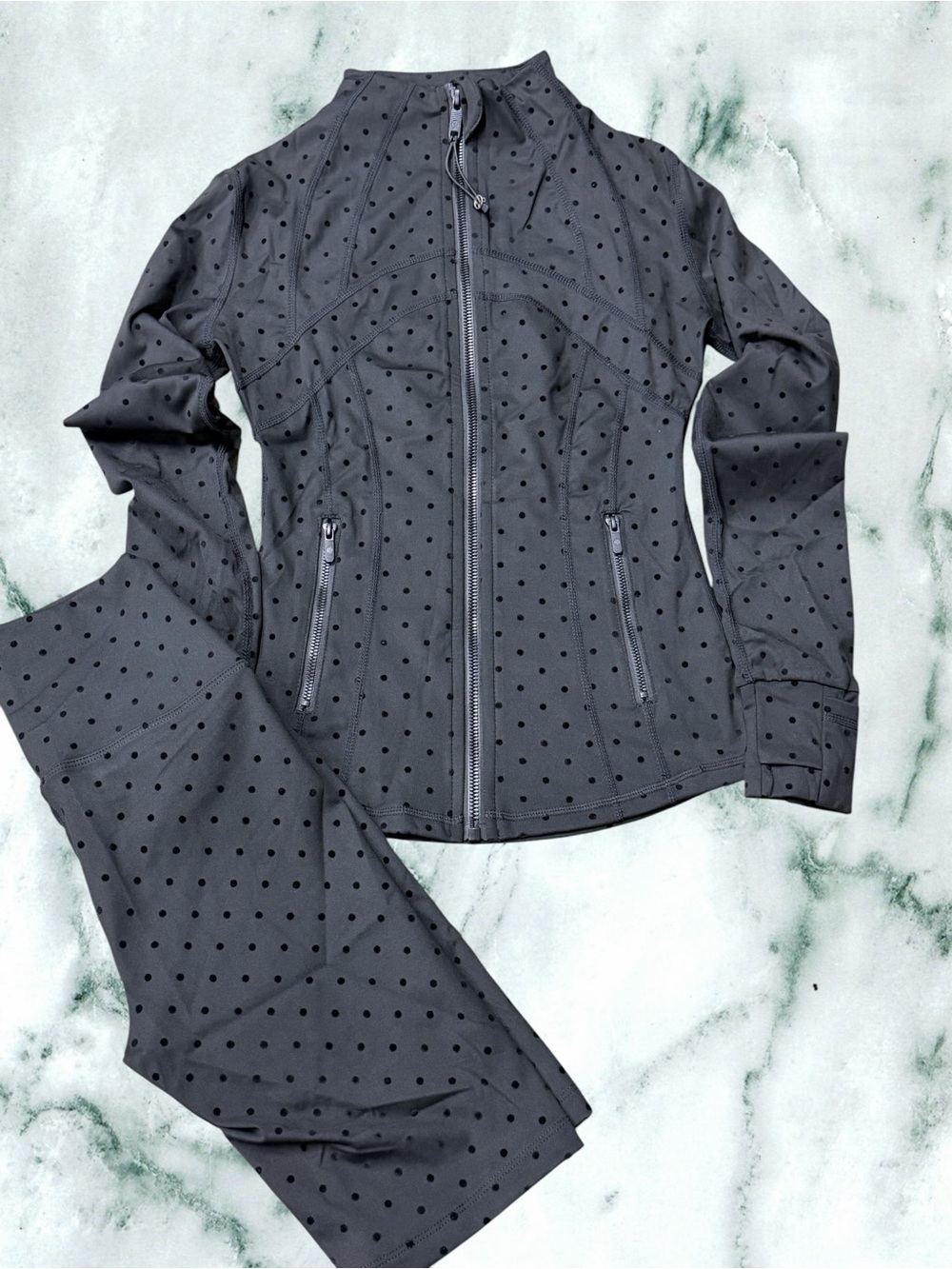 Limited Edition Lululemon Polka dot shorts set